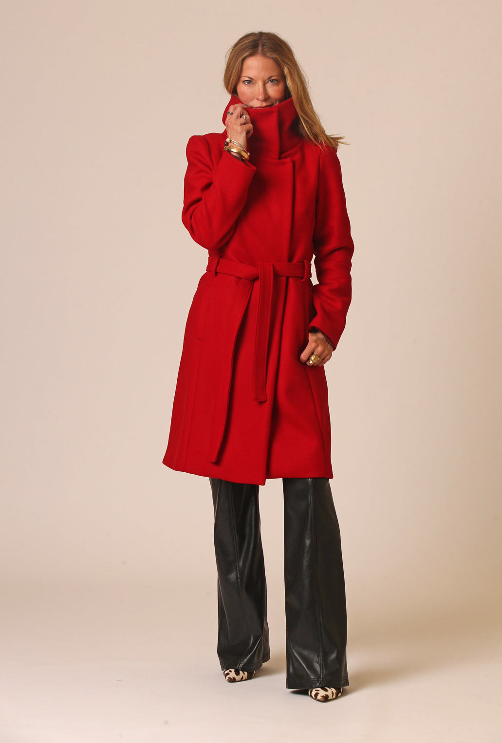 ARCHITECTS COAT · crimson