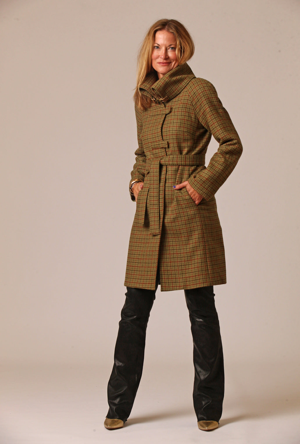 CROSSBAR RAGLAN COAT · earth green