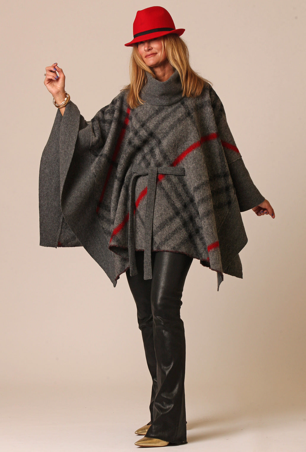 Tie Cape · plaid