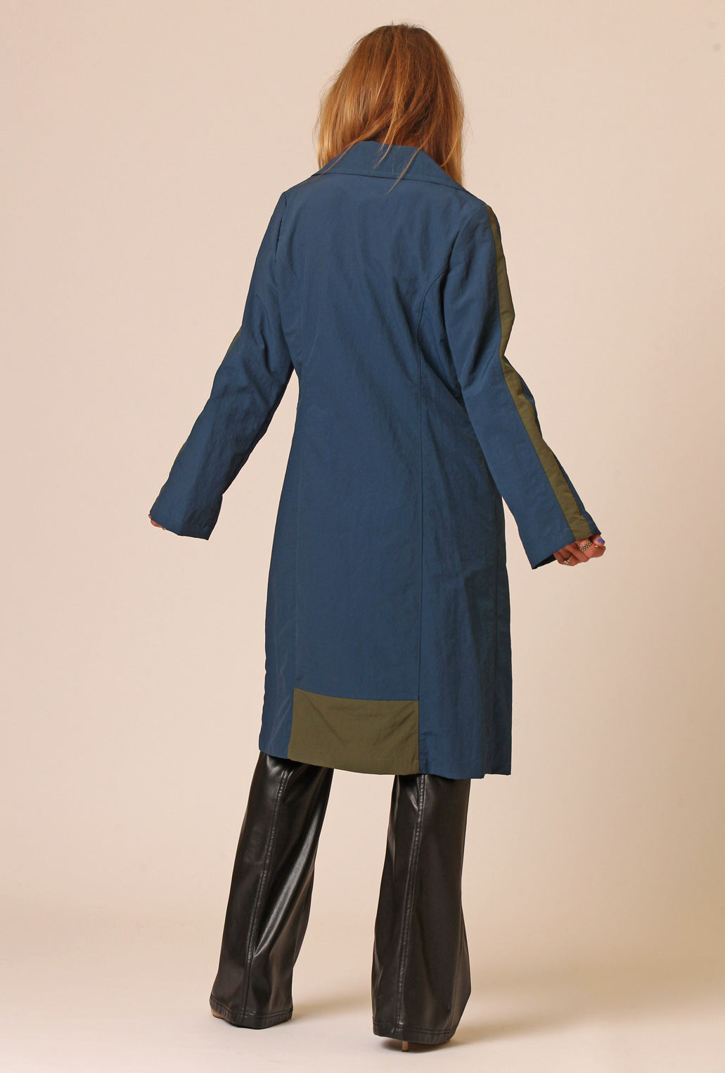 URBAN RAINCOAT · marine blue