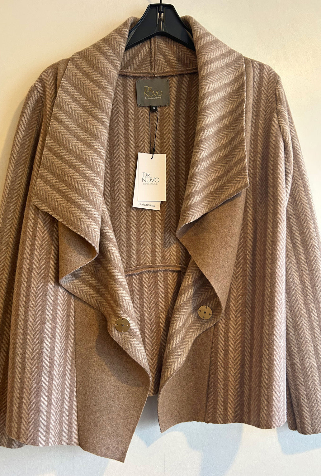 MIDTOWN CARDI · latte stripe