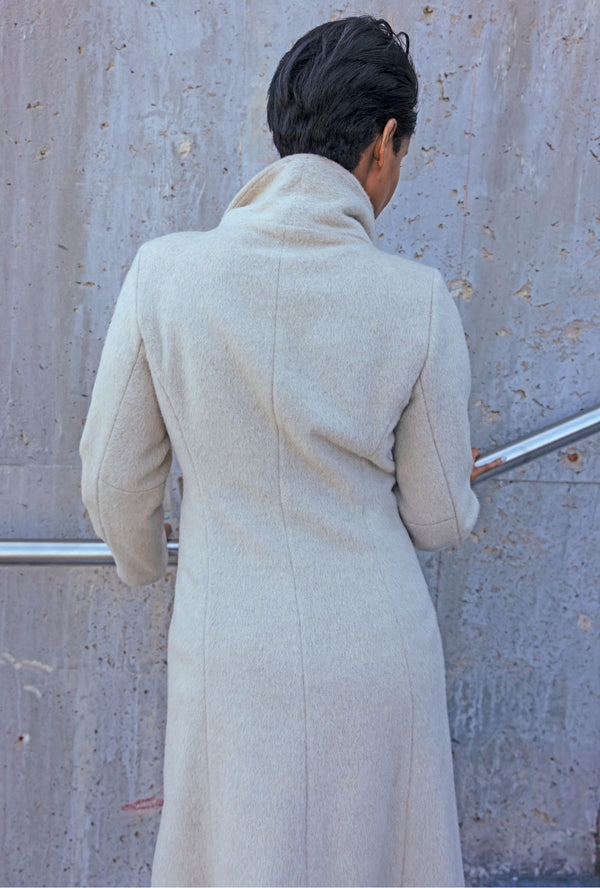 COACH COAT Moon Dust brushed wool